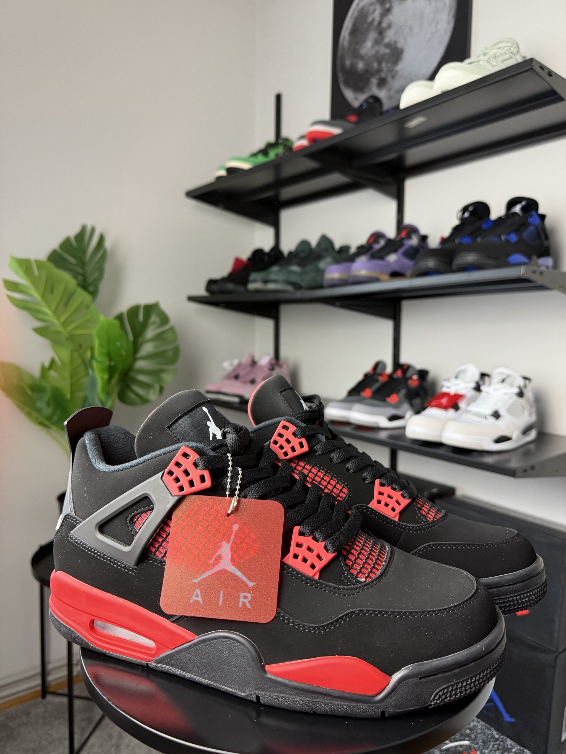 Air Jordan 4 Retro Red Thunder - Slika 2