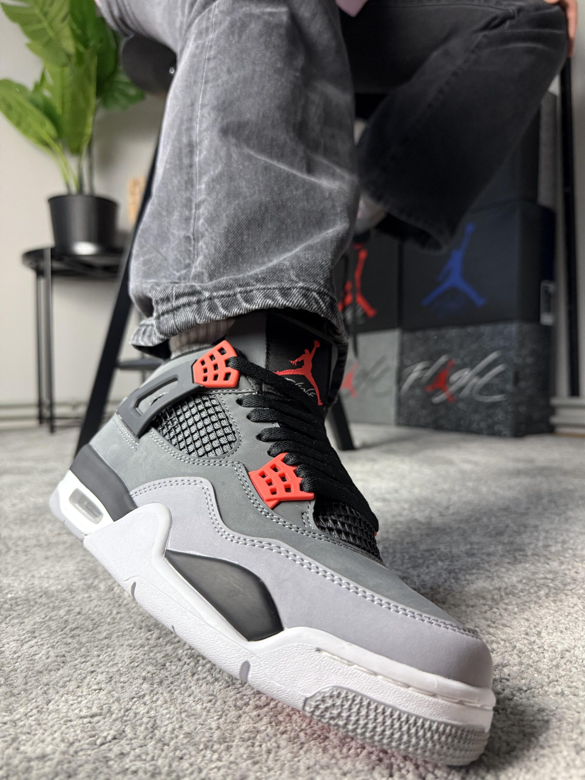 Air Jordan 4 Retro Infra Red - Slika 2