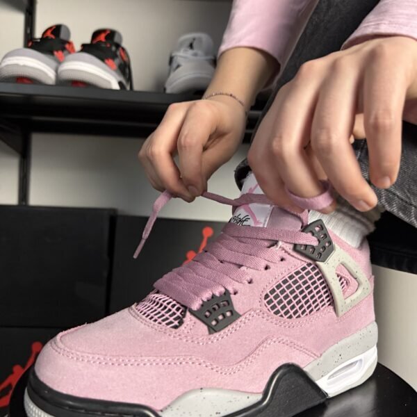 Air Jordan 4 Orchid