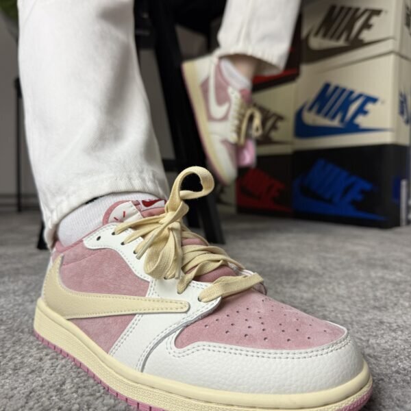 Jordan x Travis Scott Shy Pink