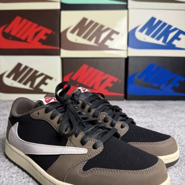 Jordan x Travis Scott Cactus Jack