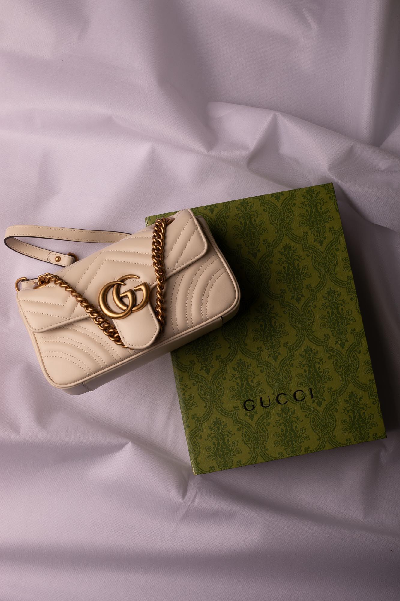 Gucci Gg Marmont Matelassé Leather Bag - Slika 4