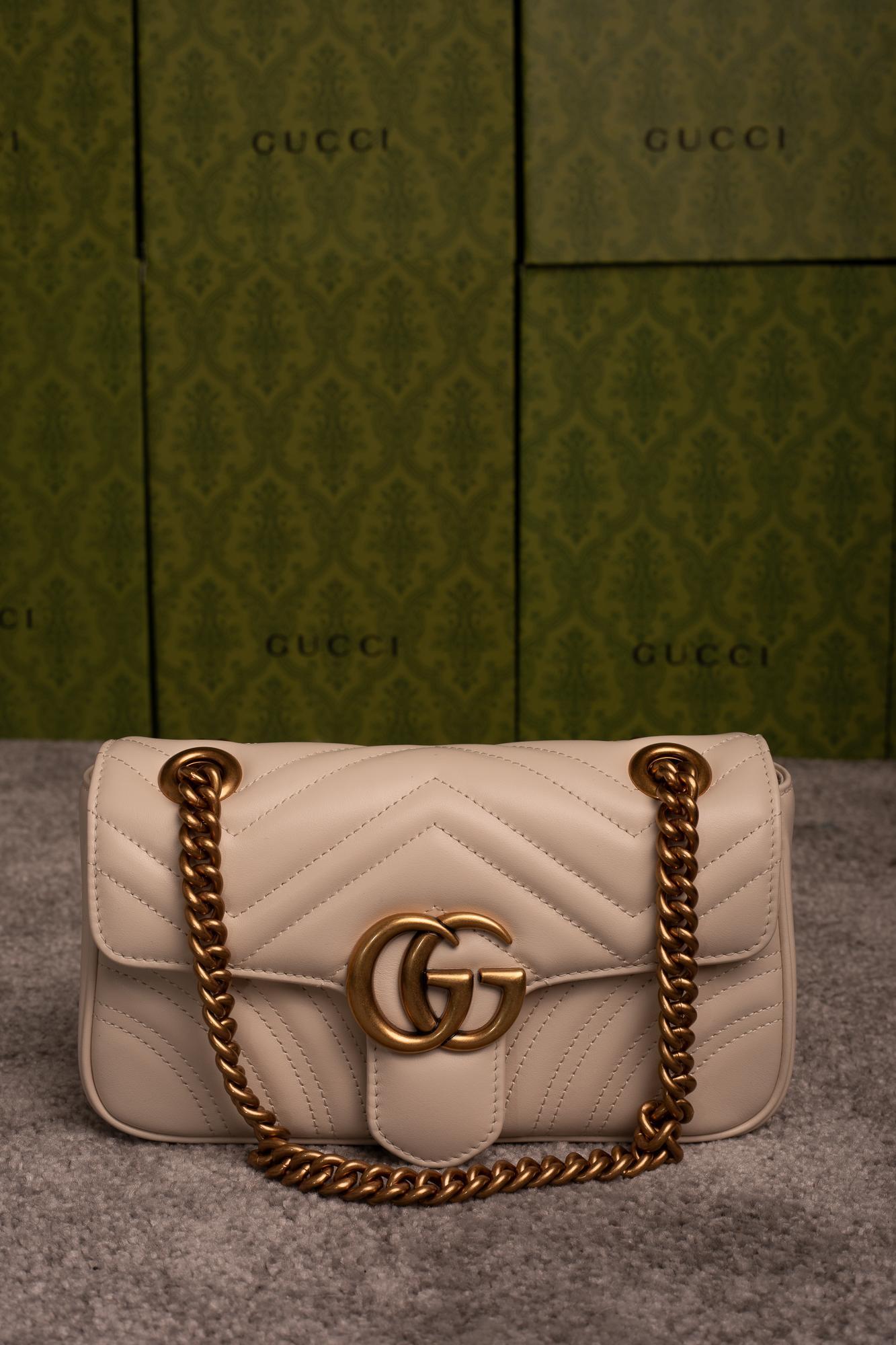 Gucci Gg Marmont Matelassé Leather Bag - Slika 2