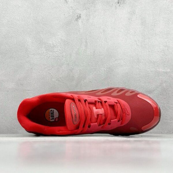 Nike AIR MAX DN8 RED