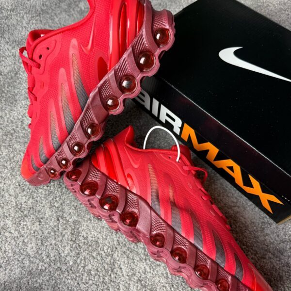 Nike AIR MAX DN8 RED