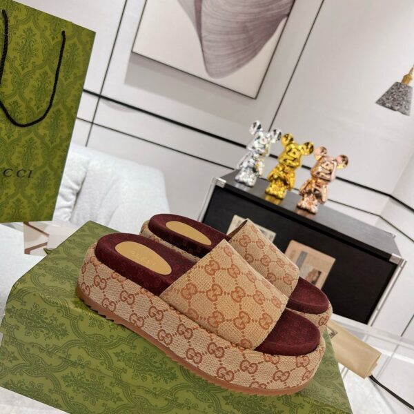 Gucci Sandale "Beige Brown" GG platform