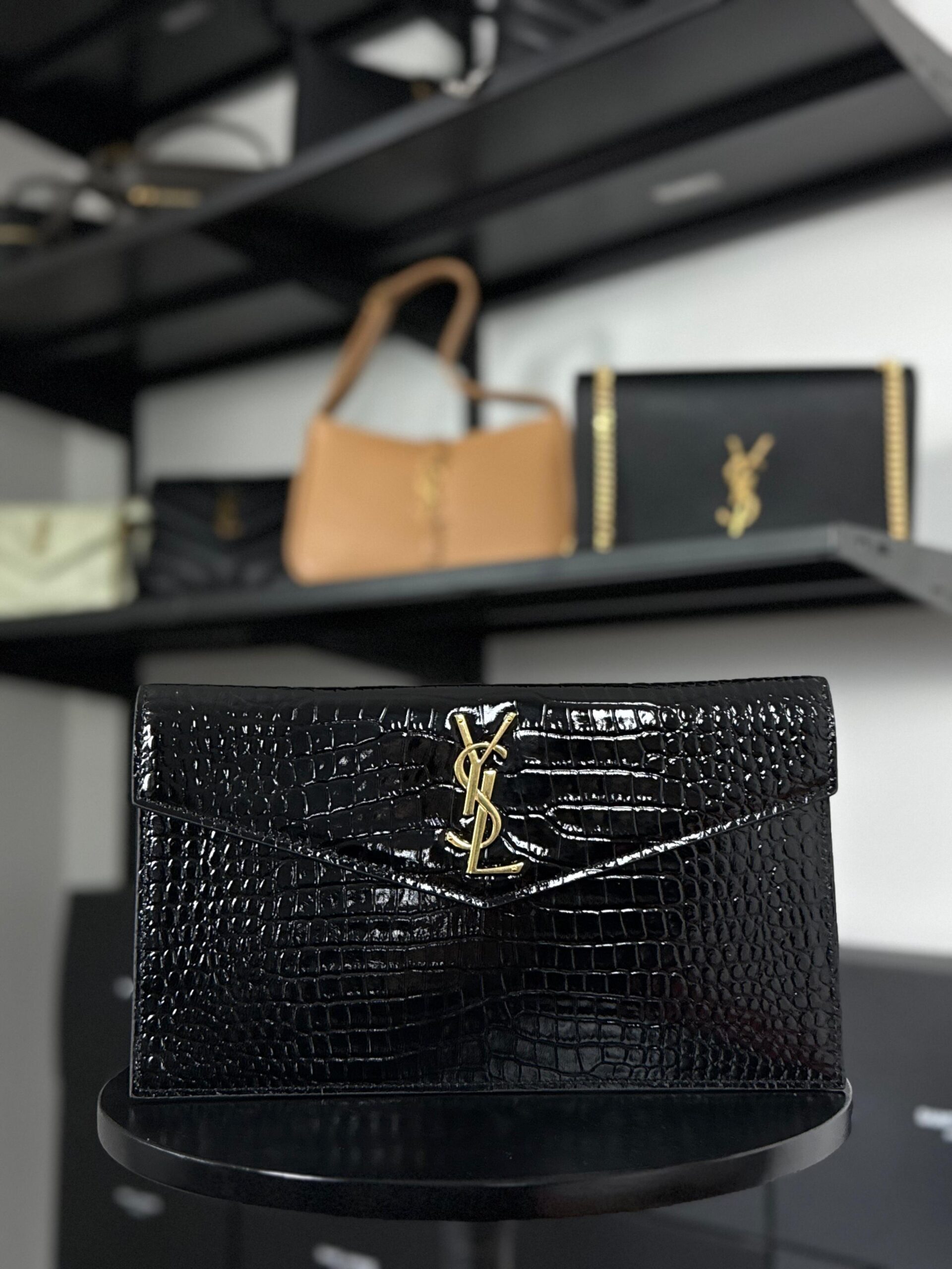 YSL Saint Laurent Uptown Croc crna - Slika 5