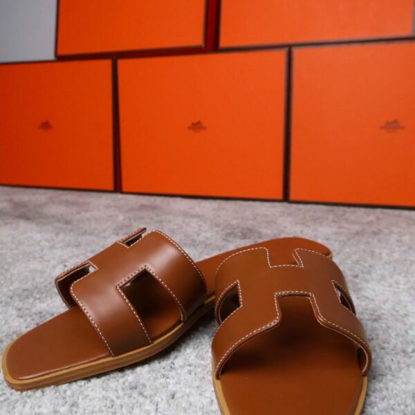 Hermes Oran Brown Gold