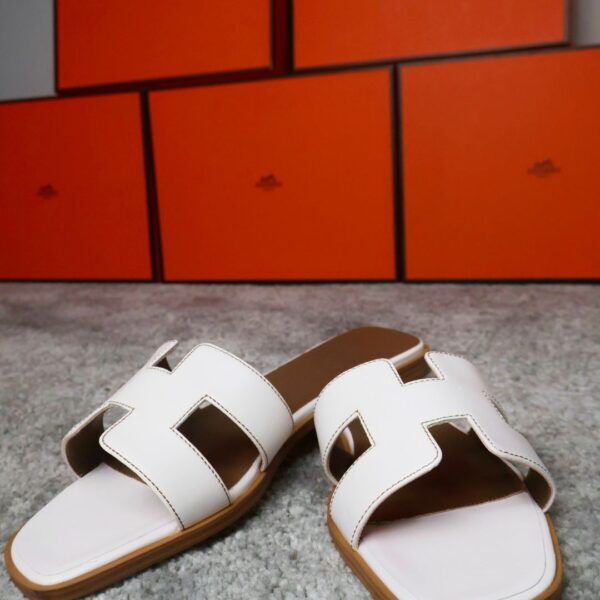 Hermes Oran White