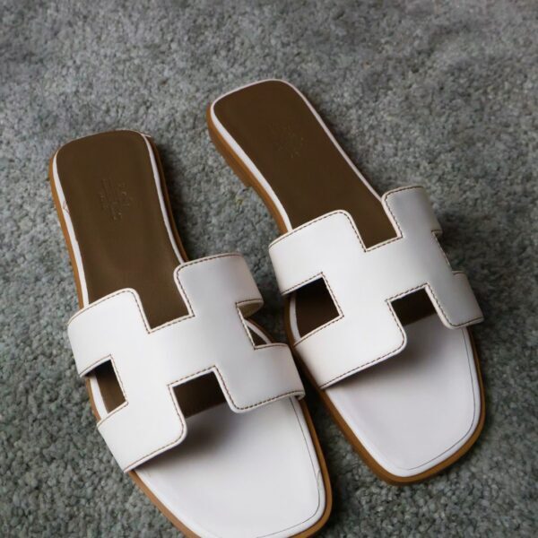 Hermes Oran White