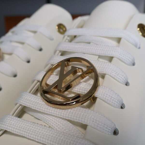Louis Vuitton low top tenisice bijele