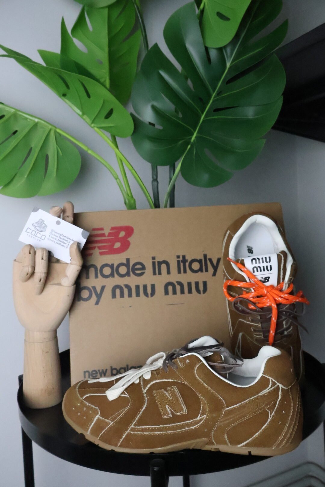 New Balance x Miu Miu smeđe tenisice - Slika 2