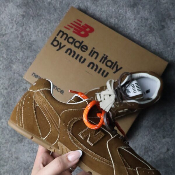 New Balance x Miu Miu smeđe tenisice