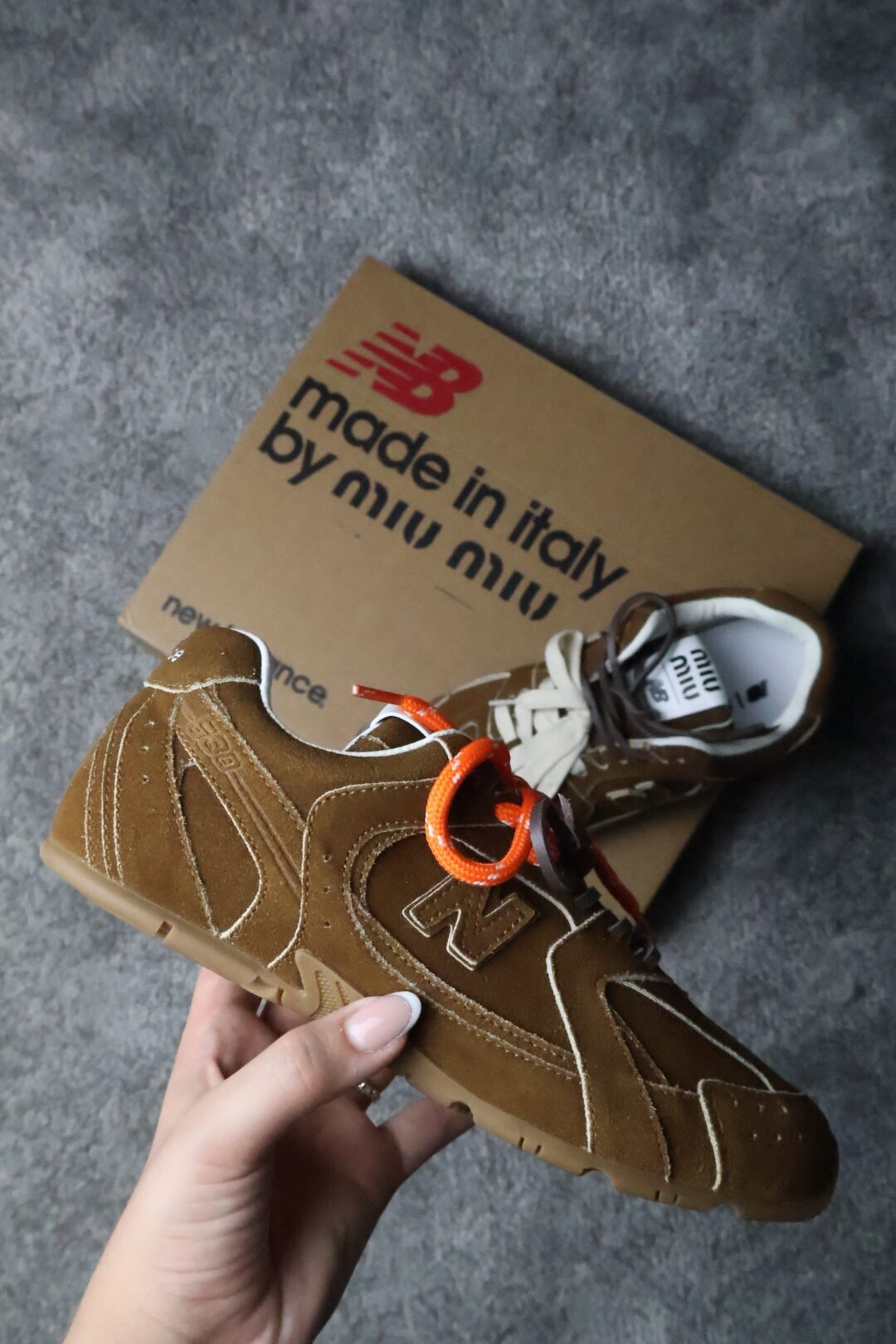 New Balance x Miu Miu smeđe tenisice - Slika 3