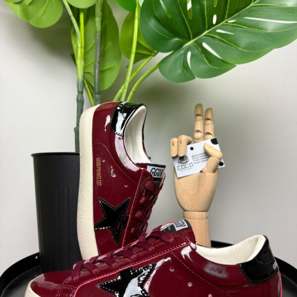 Golden Goose Superstar Burgundy/Black star