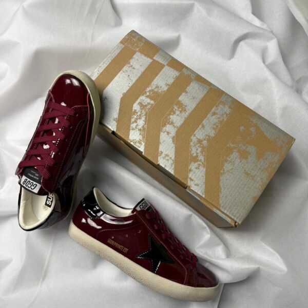 Golden Goose Superstar Burgundy/Black star