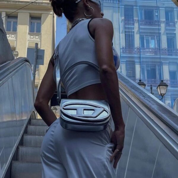 Diesel torbica srebrna