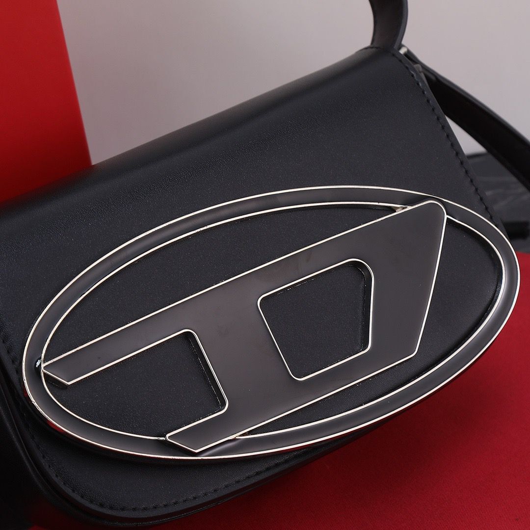 Diesel torbica crna (koža) - Slika 8