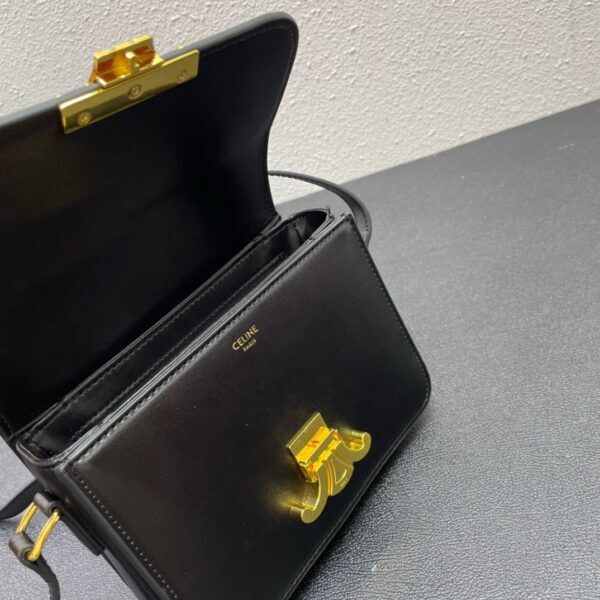 Torba Celine Paris  CLASSIQUE TRIOMPHE BAG IN shiny calfskin / BLACK