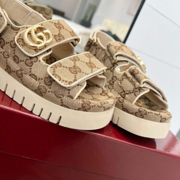 Gucci Sandale Marmont GG Beige