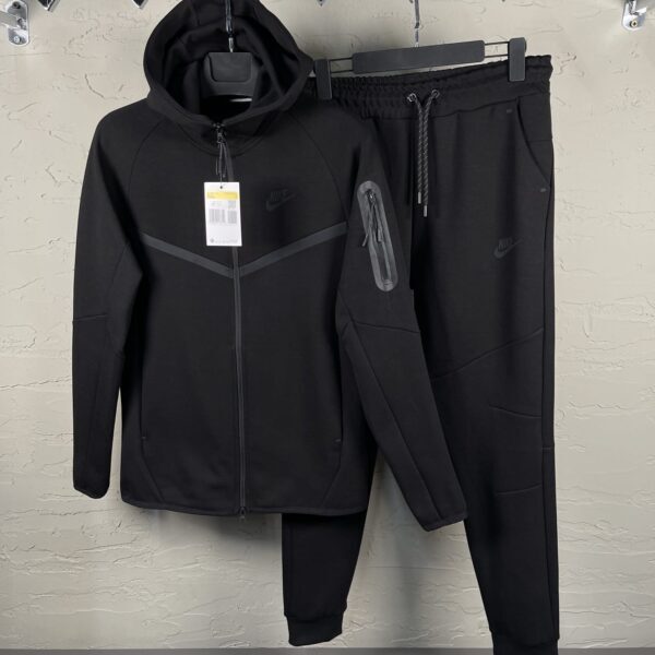 Komplet Nike Tech Fleece "Black"