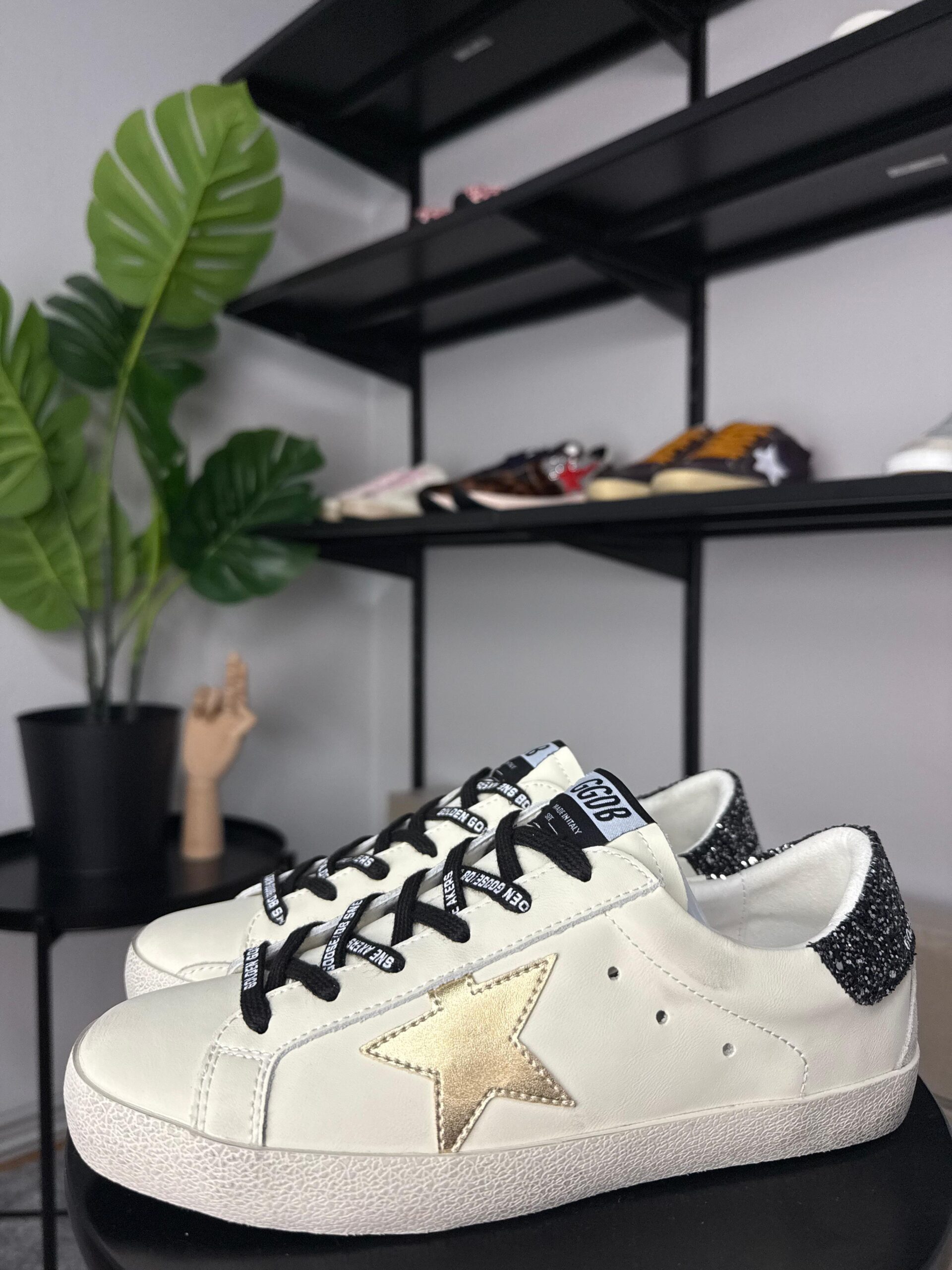 Golden Goose Gold Star / Black Glitter - Slika 3