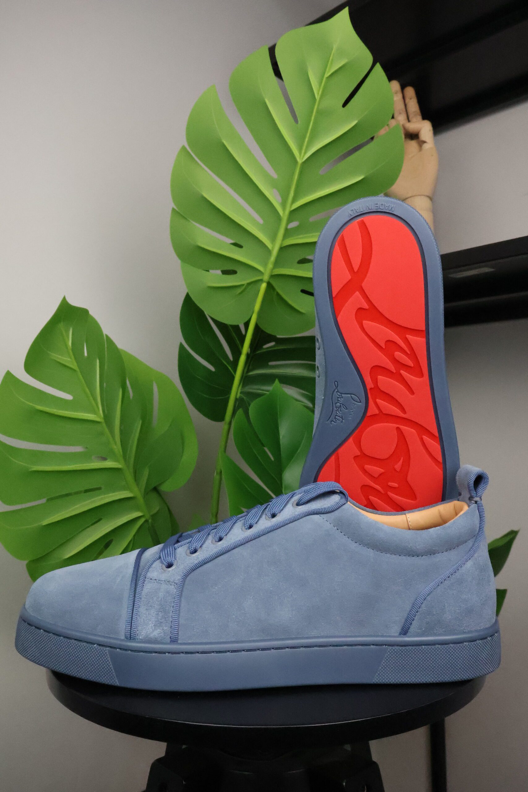 Christian Louboutin Light Blue Suede - Slika 2