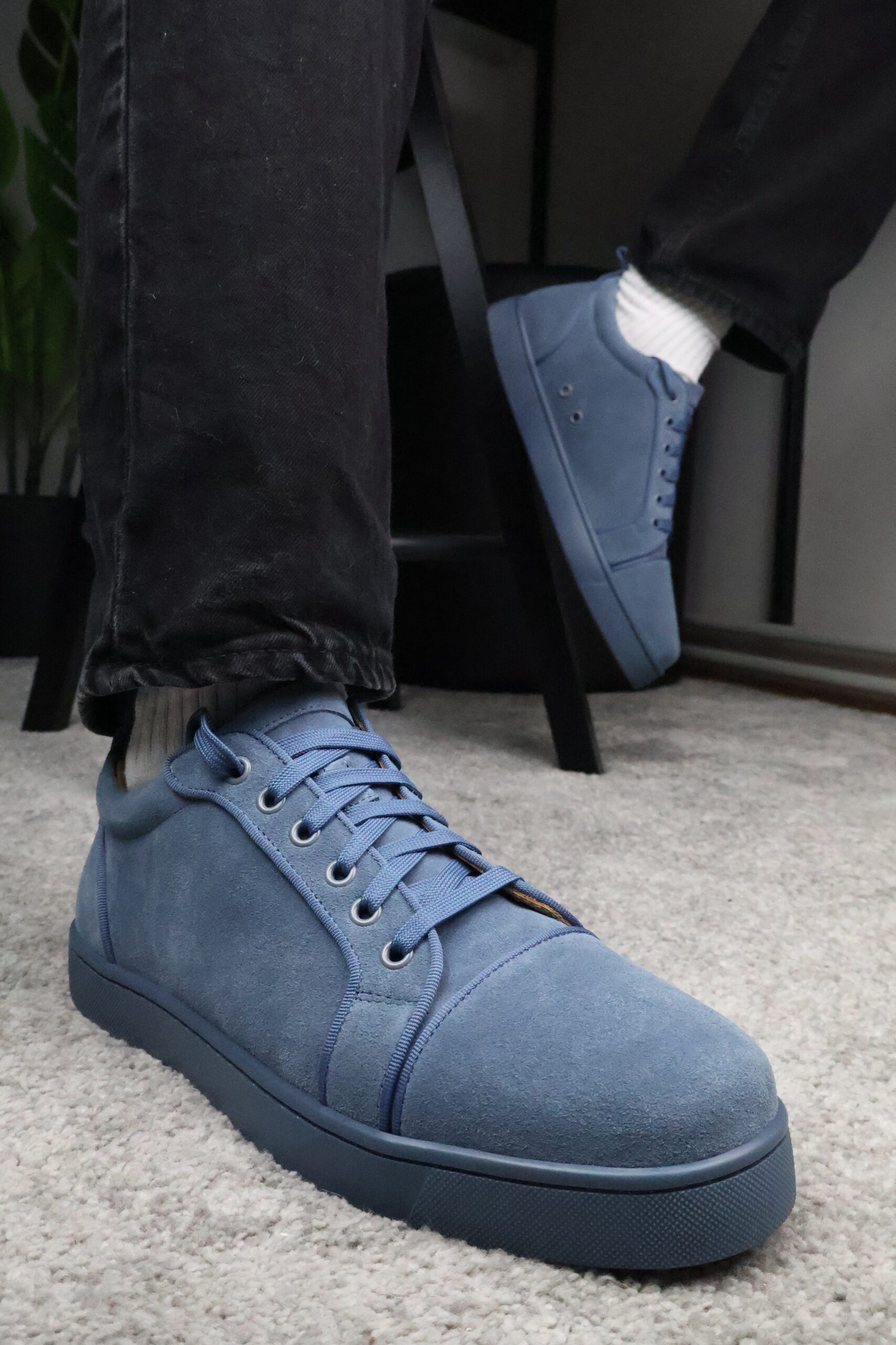 Christian Louboutin Light Blue Suede - Slika 4