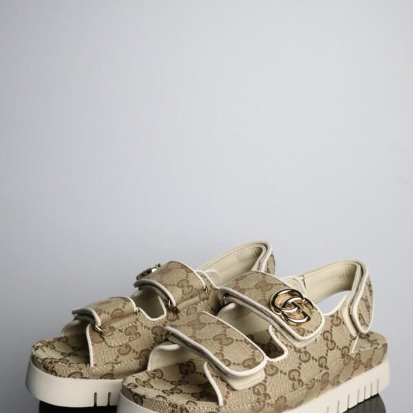 Gucci Sandale Marmont GG Beige