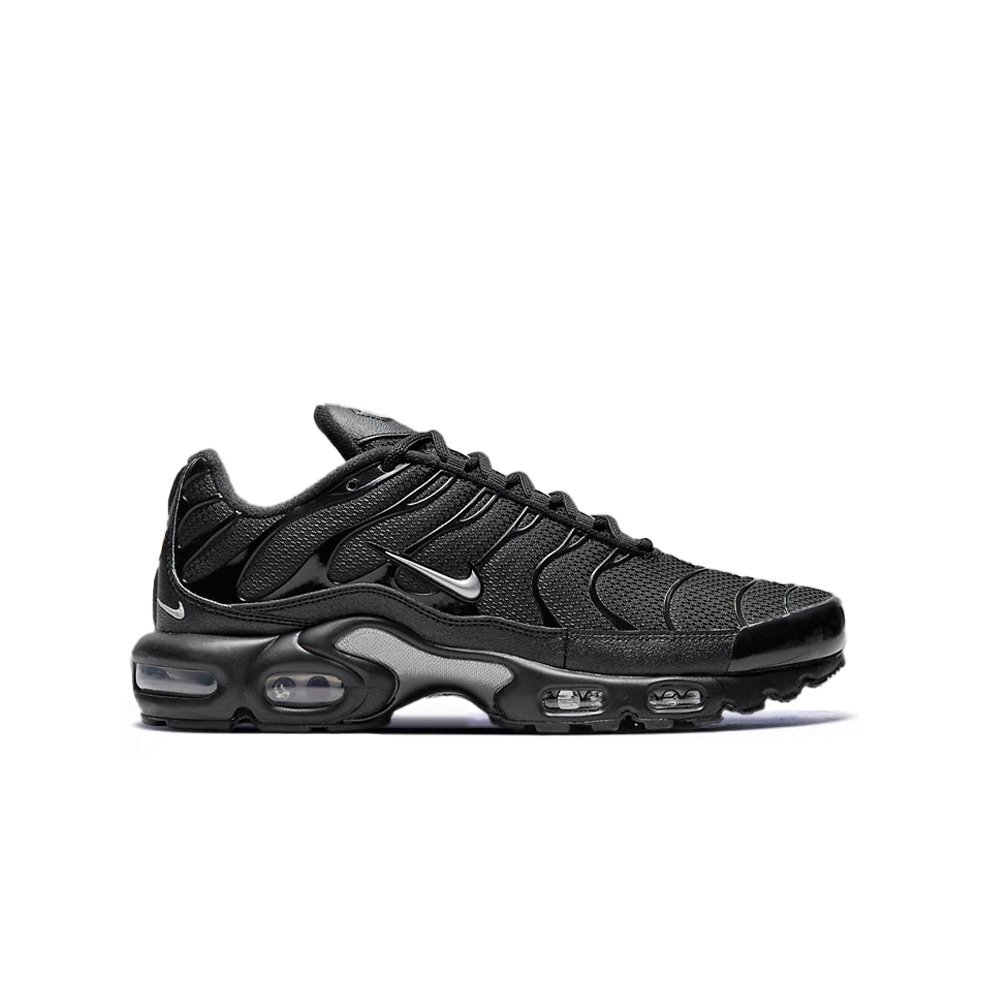 Nike AIR MAX PLUS BLACK TN bijeli nike logo