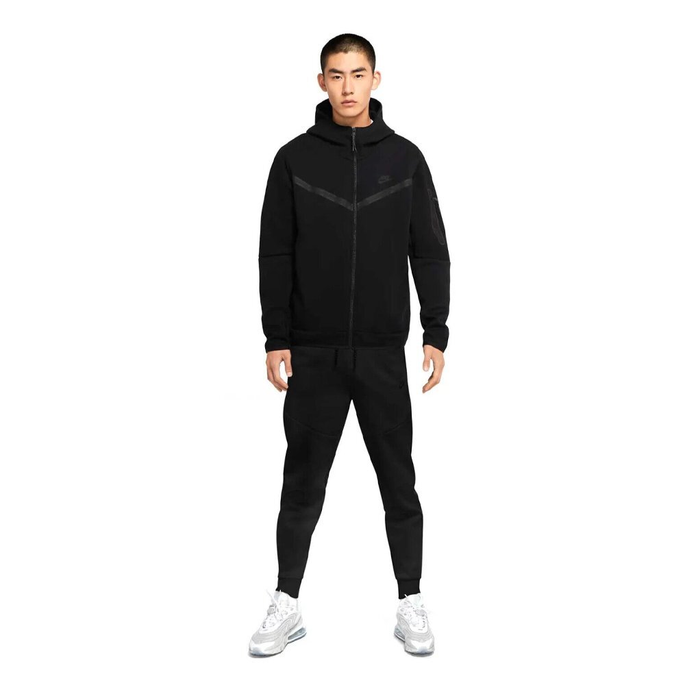 Komplet Nike Tech Fleece "Black"