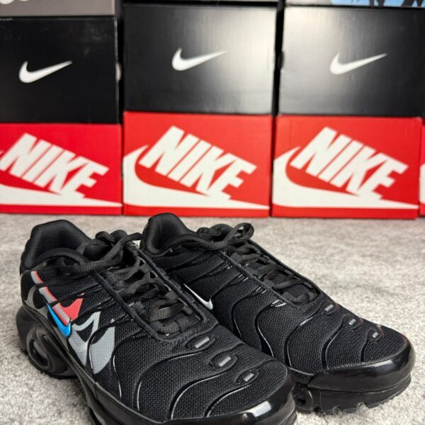 Nike Air Max Plus TN "Multi Swoosh Black/Bright Crimson"