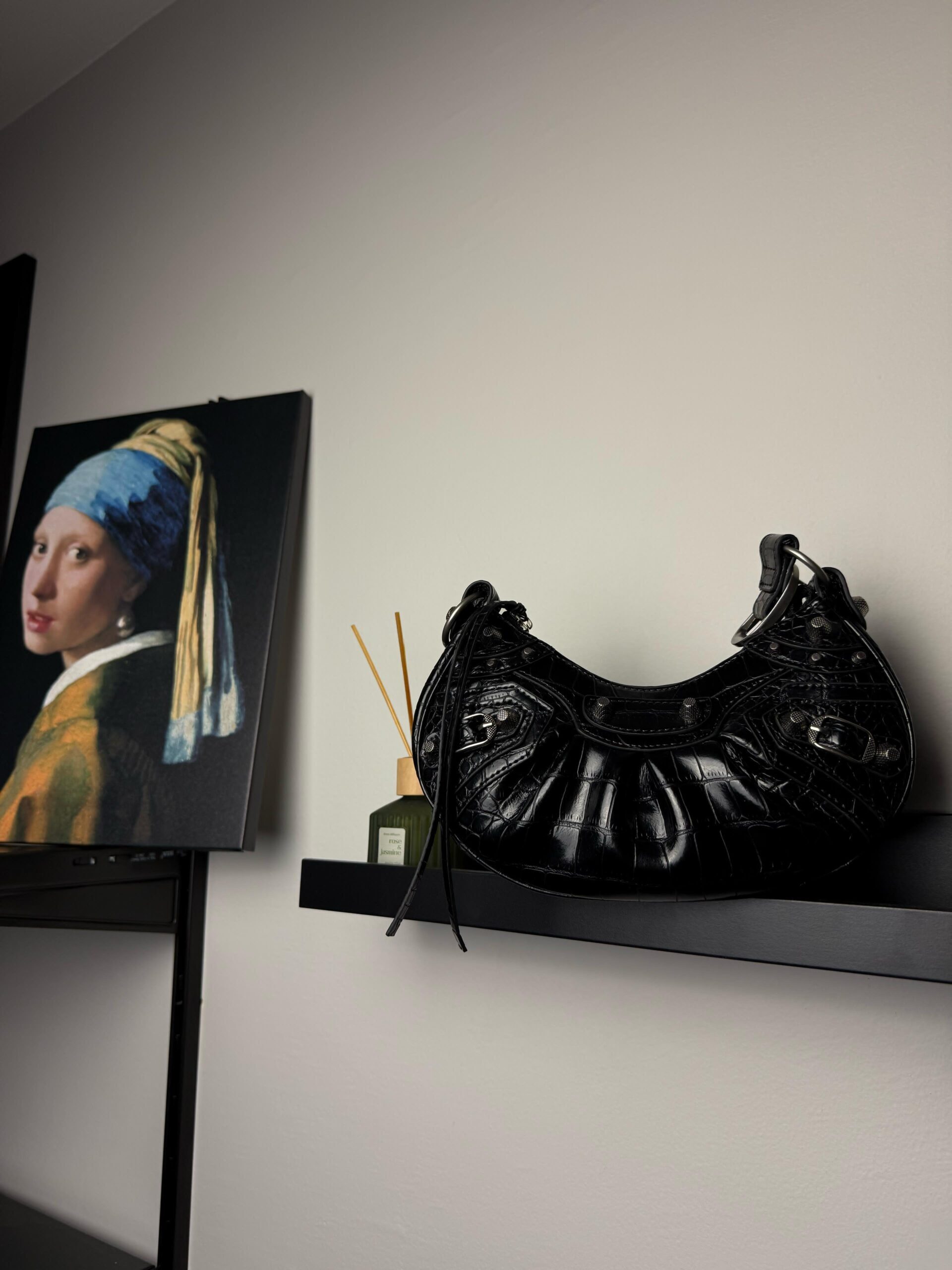 BALENCIAGA - LE CAGOLE XS LEATHER SHOULDER BAG - Slika 2