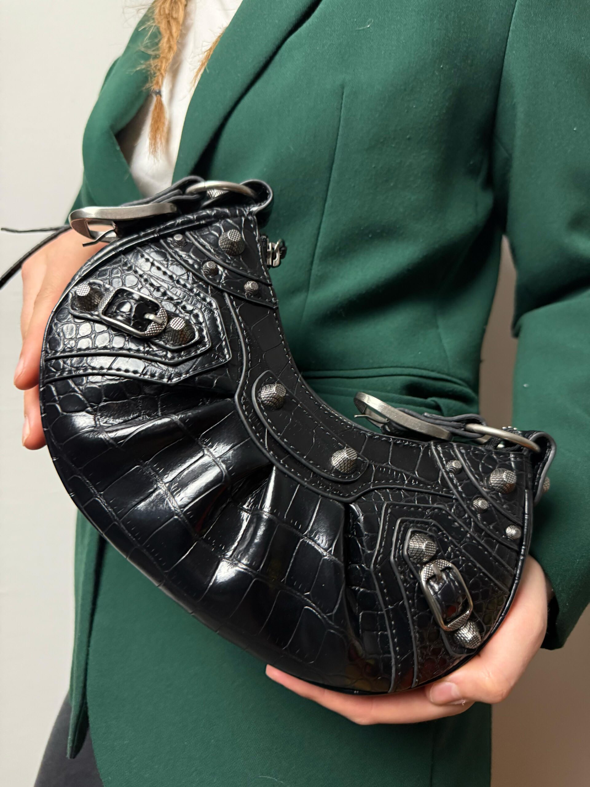 BALENCIAGA - LE CAGOLE XS LEATHER SHOULDER BAG - Slika 4