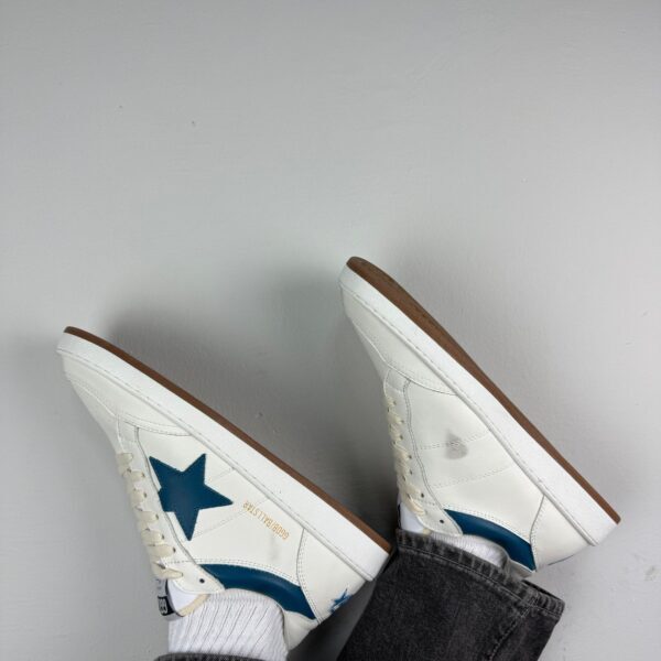 Golden Goose Ball Star LTD in nappa with turquoise leather star and white heel tab