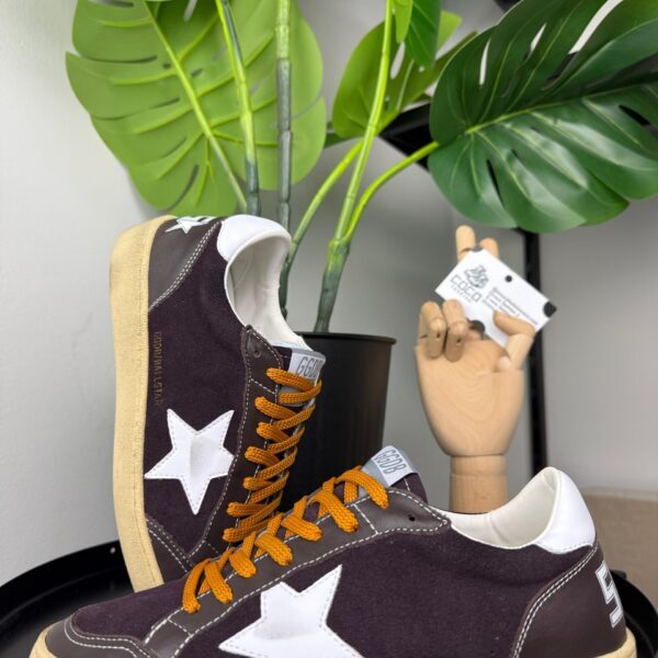 Golden Goose Ball Star "Brown with White star"