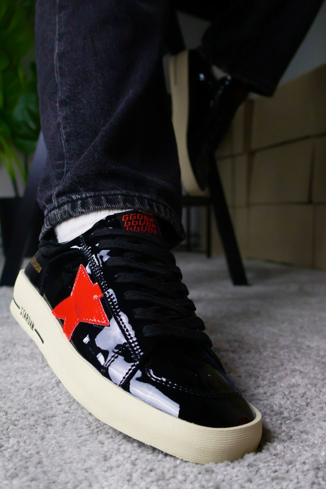 Golden Goose Black Leather Red Star - Slika 2