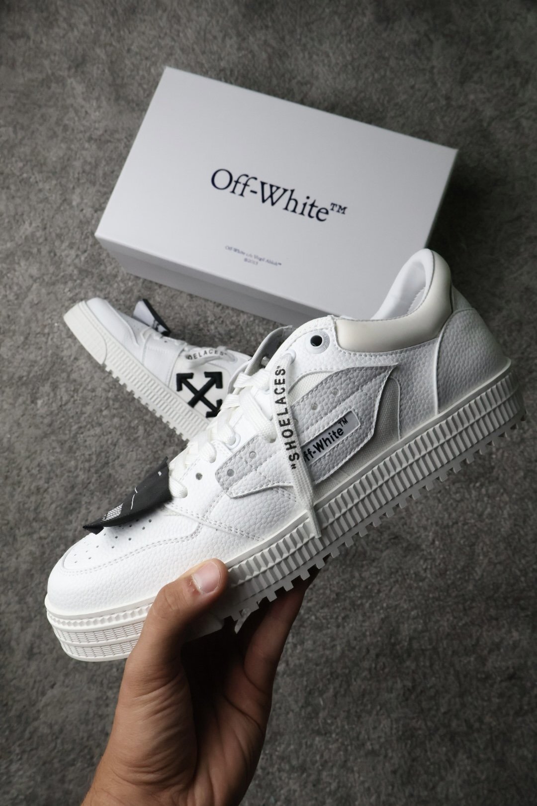 Off-White 3.0 Off Court Sneakers - White - Slika 4