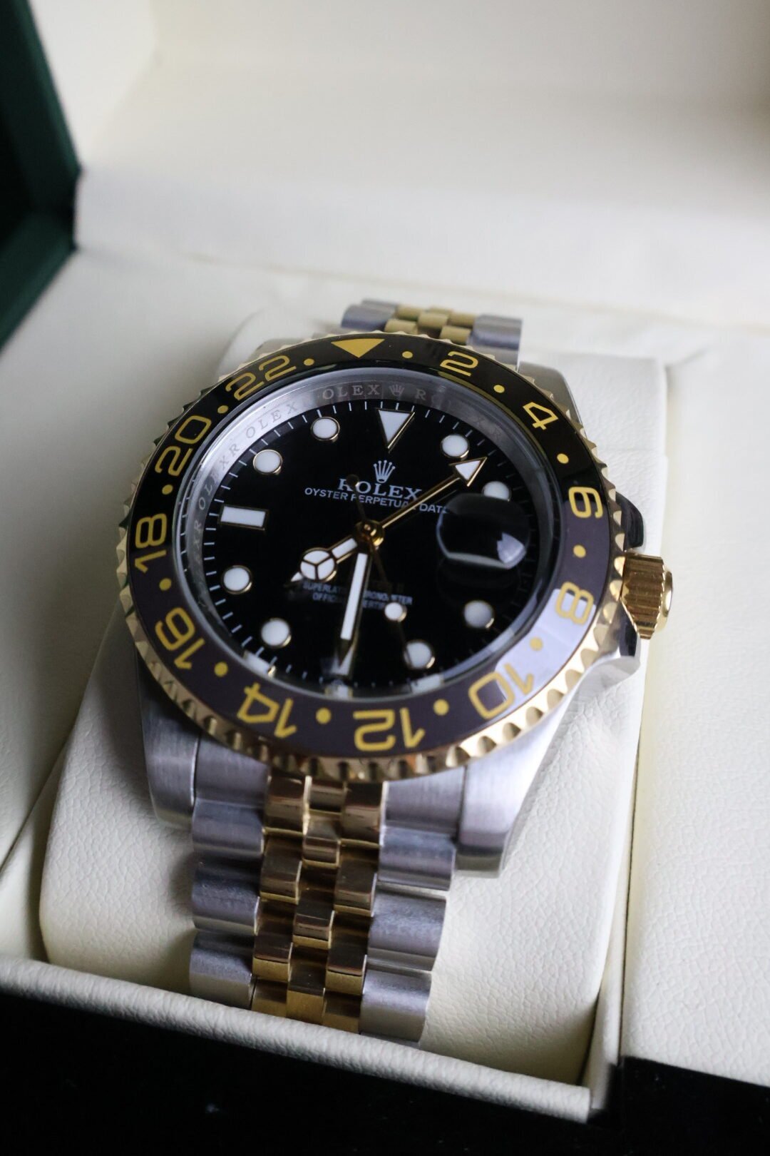 Rolex 2025 GMT-Master II 40 126713GRNR - Slika 3