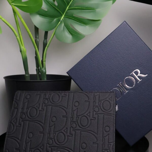 Christian Dior A5 Triangle Pouch D Gravity Leather Black