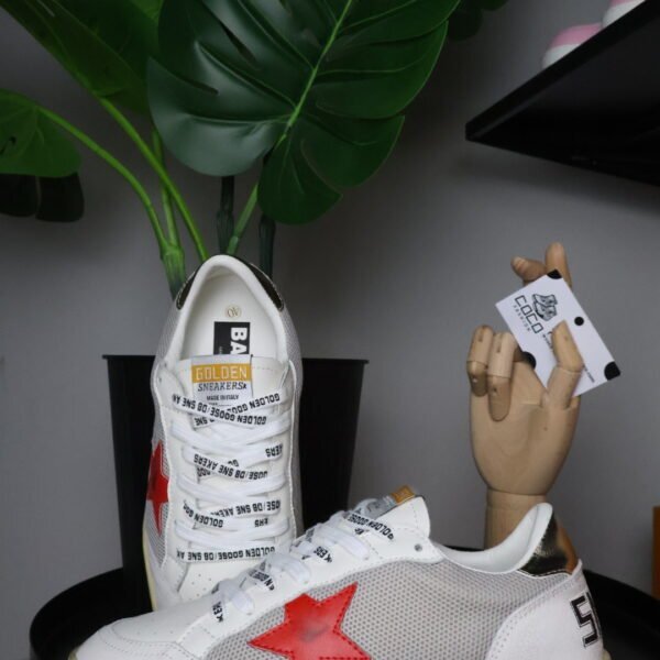 Golden Goose Red Star / White / Gold back