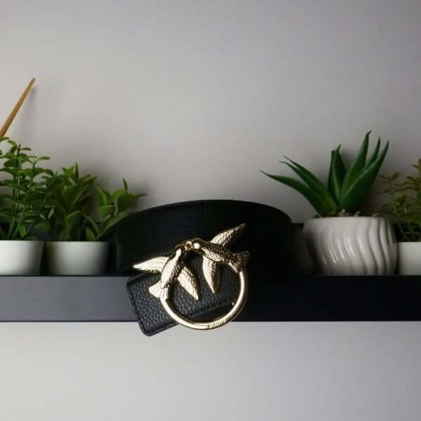 Pinko remen / zlatna kopča / crna koža