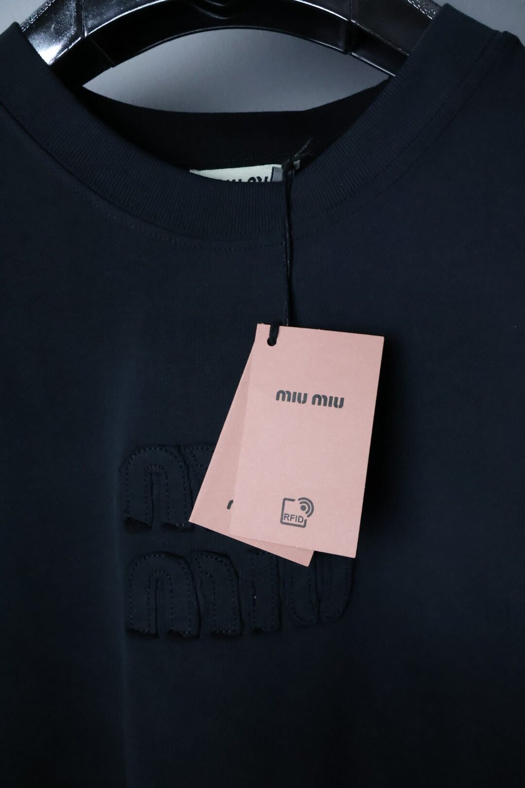 Majica Miu Miu kratki rukavi crna - Slika 4