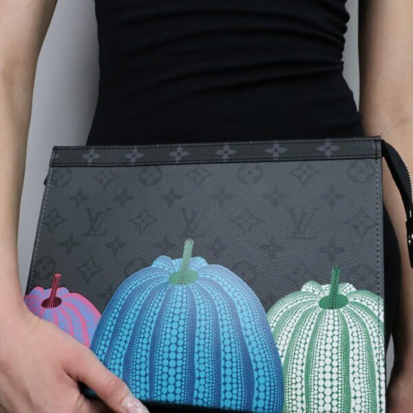 Louis Vuitton Pochette Voyage