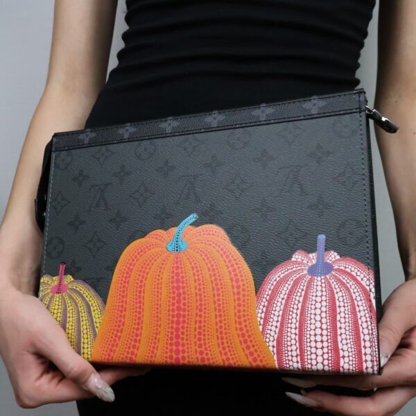 Louis Vuitton Pochette Voyage