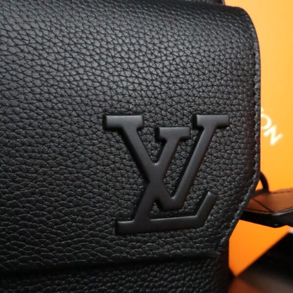 Louis Vuitton Noir Leather Pilot Wearable Wallet