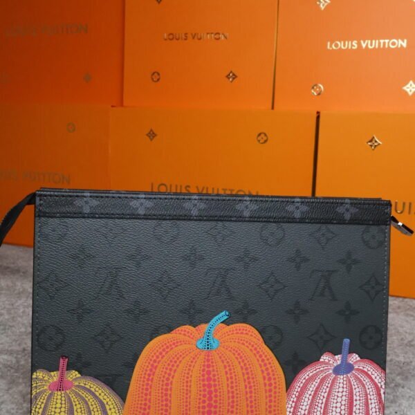 Louis Vuitton Pochette Voyage