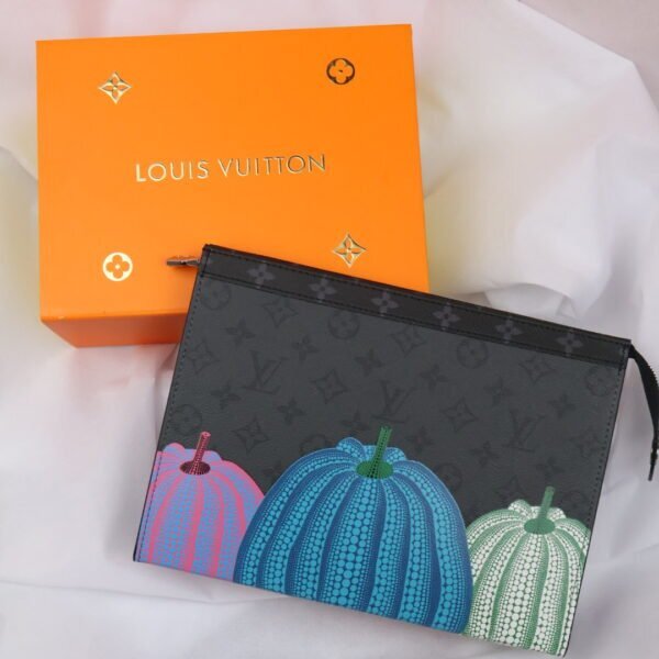 Louis Vuitton Pochette Voyage