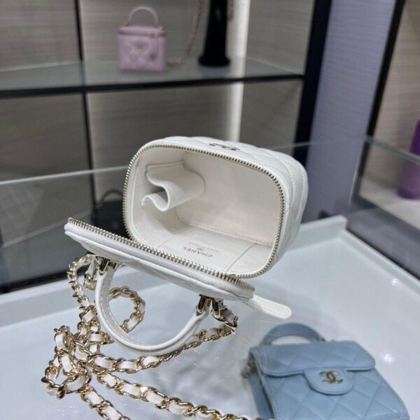 Chanel Mini With Chain white Lambskin Gold Hard