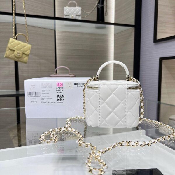 Chanel Mini With Chain white Lambskin Gold Hard